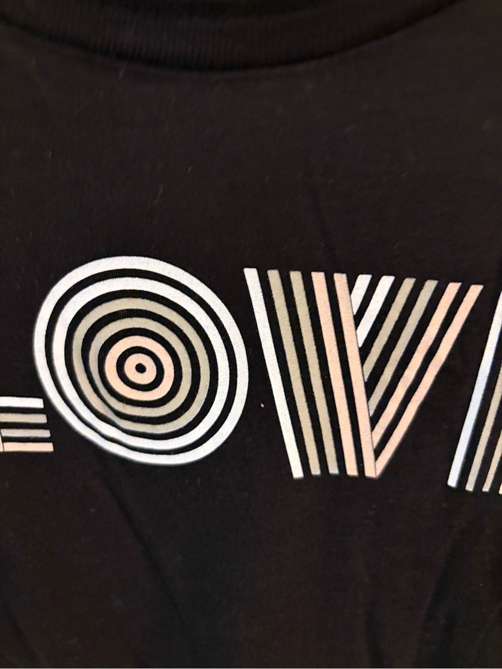 NWT ✨ Zadig & Voltaire Black Tee with white & green  LOVE Graphic size small - Picture 4 of 7